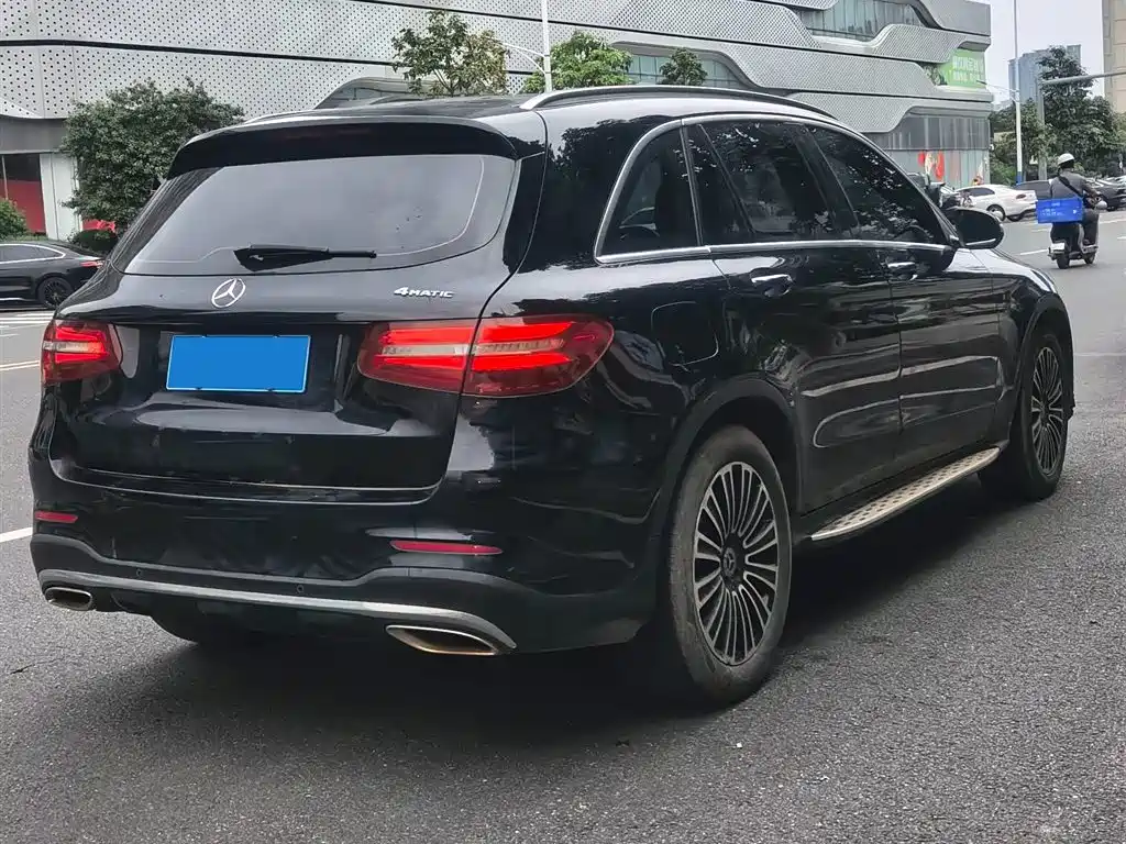 Mercedes-Benz GLC 2018 — фото 7