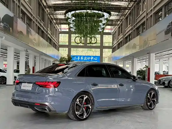 Audi A4L 2022