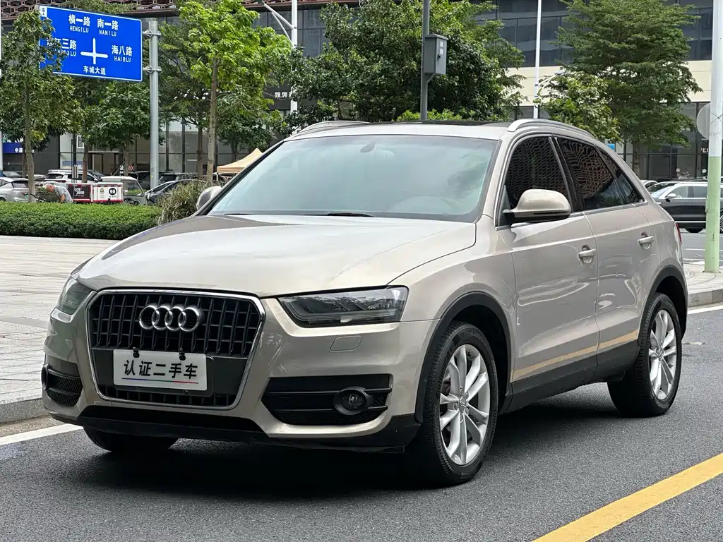 Audi Q3 2015