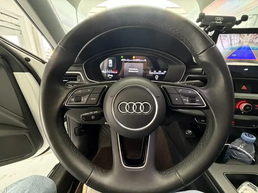 Audi A4L 2024