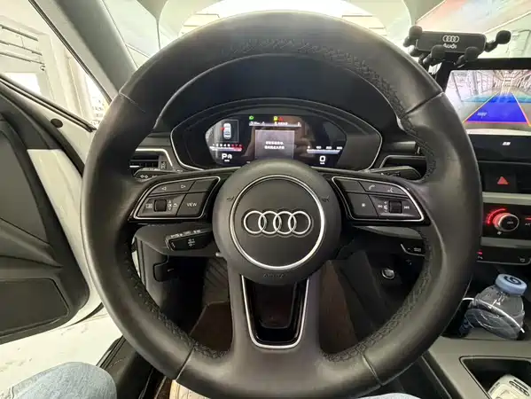 Audi A4L 2024