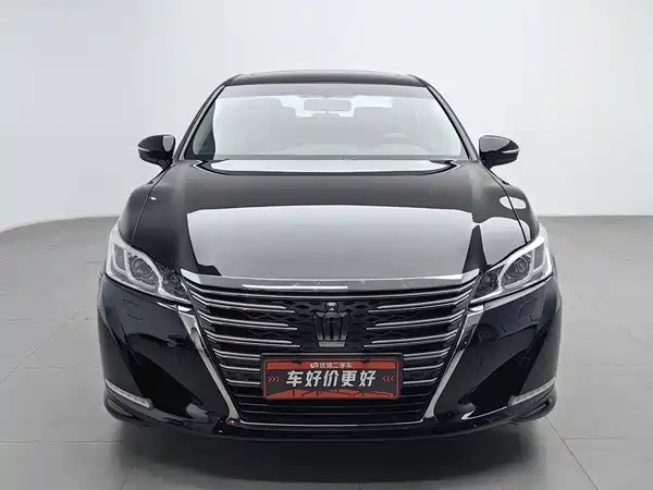Toyota Crown 2017