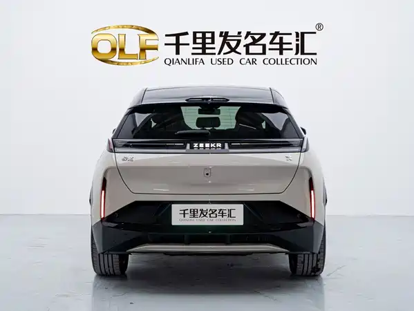 Zeekr X 2024