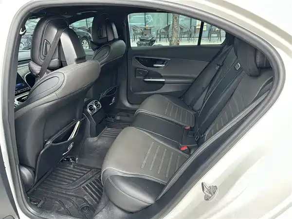 Mercedes-Benz C-Class 2022