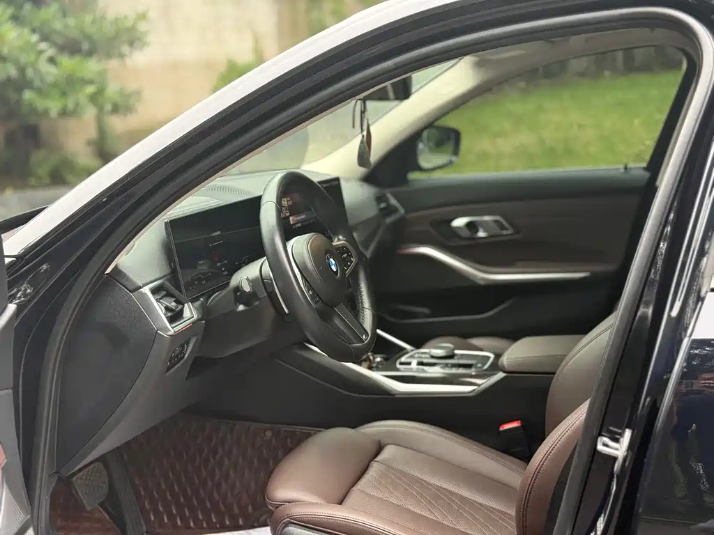 BMW 3 Series 2022