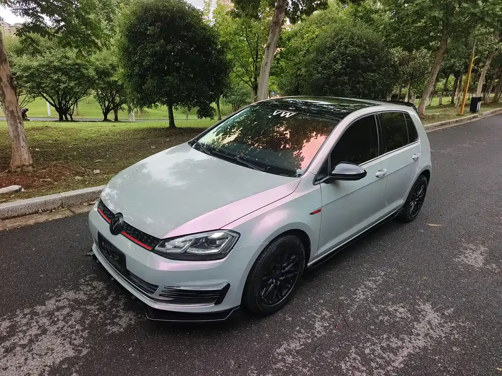 Volkswagen Golf 2016