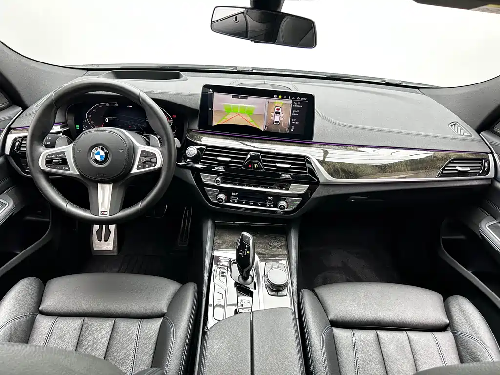BMW 6 Series GT 2023 — фото 17