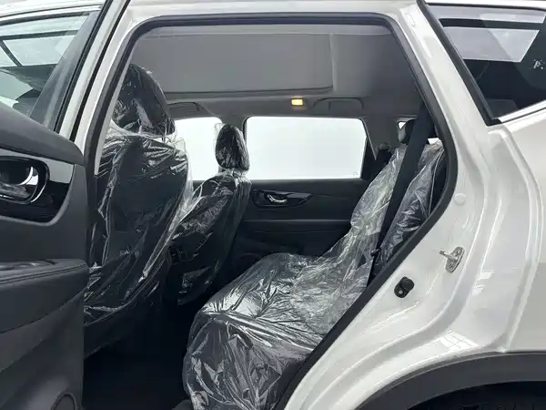 Nissan X-Trail 2025