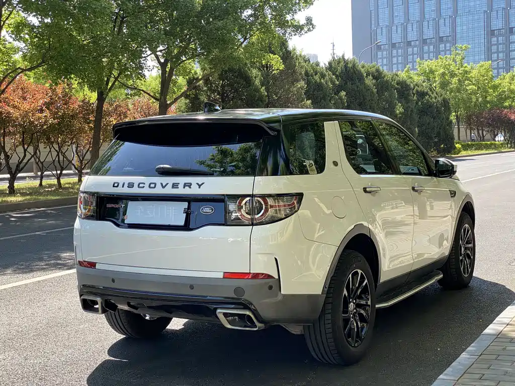 Land Rover Discovery Sport 2017 — фото 6