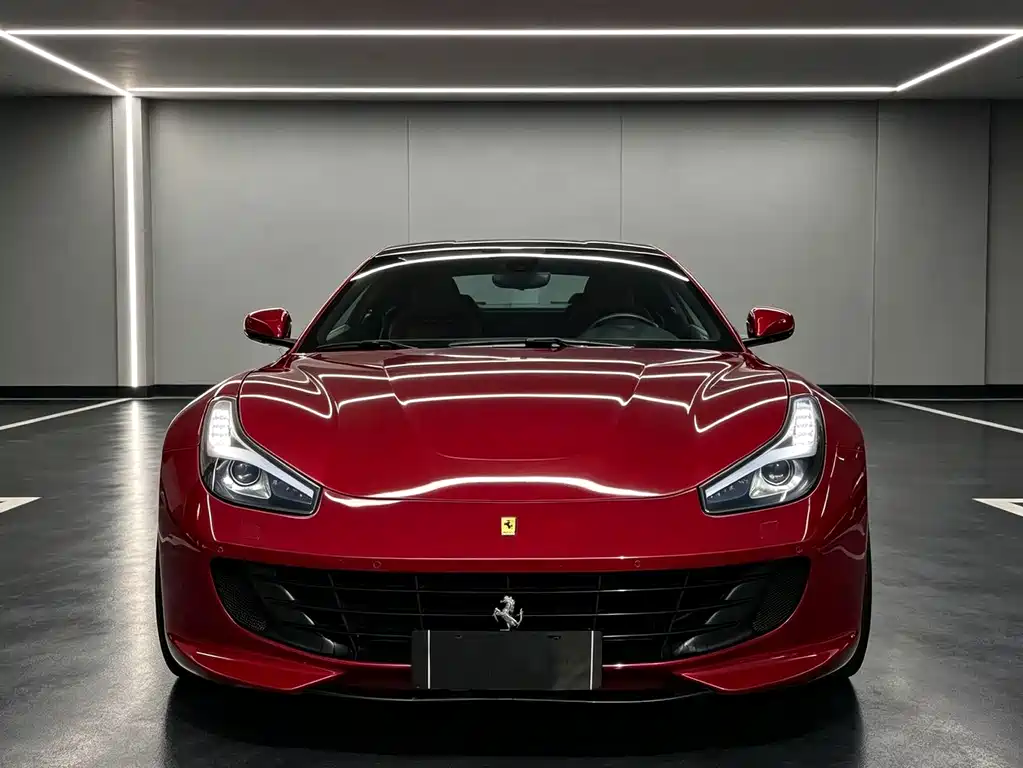 Ferrari GTC4Lusso 2018