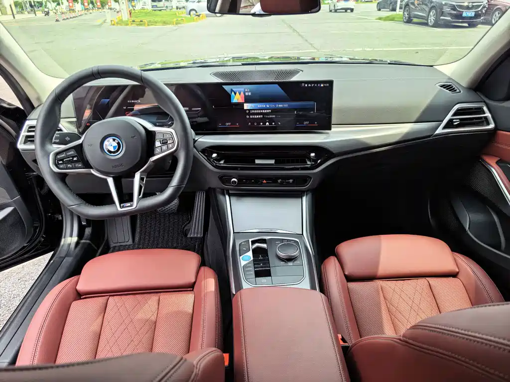 BMW i3 2025 — фото 5