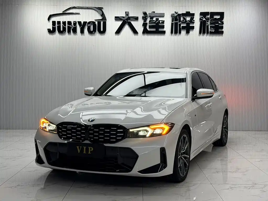 BMW 3 Series 2023