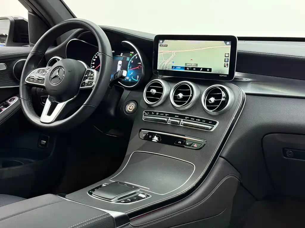 Mercedes-Benz GLC Coupe 2021 — фото 21