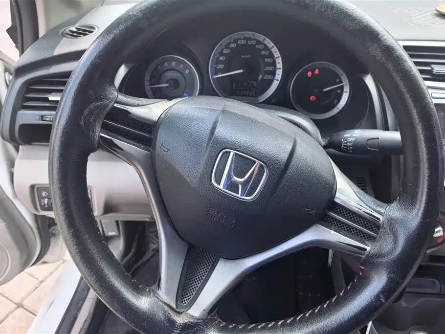 Honda City Classic 2014 — фото 15