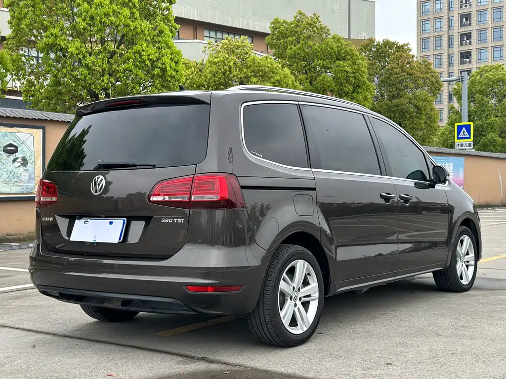 Volkswagen Sharan 2018 — фото 6