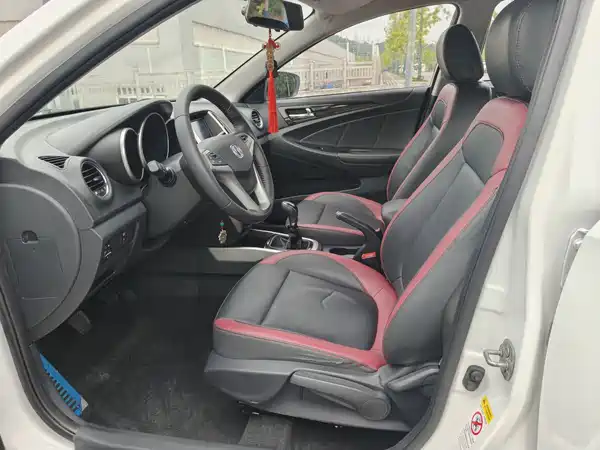 Changan Eado XT 2015