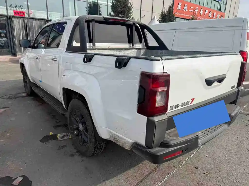 JMC Yuhu 7 2023
