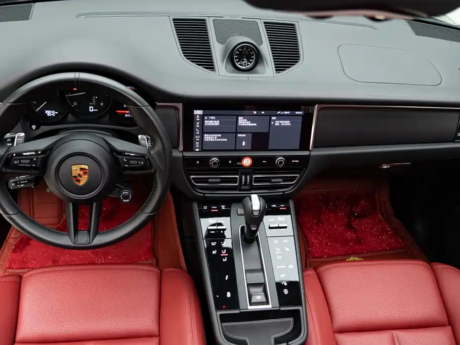 Porsche Macan 2023 — фото 11