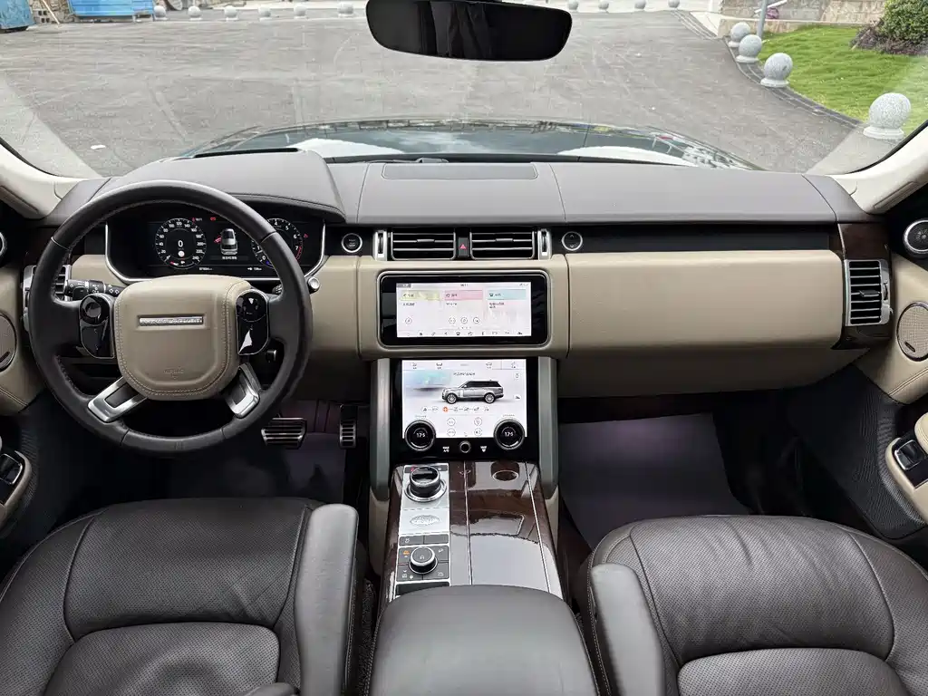 Land Rover Range Rover 2023 — фото 7