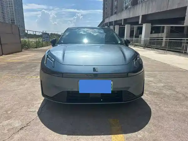 Lynk & Co 07 EM-P 2024