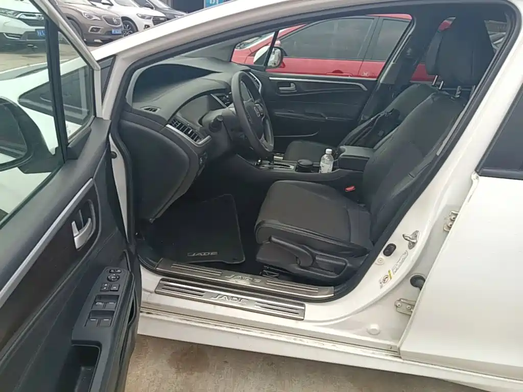 Honda Jade 2014 — фото 15