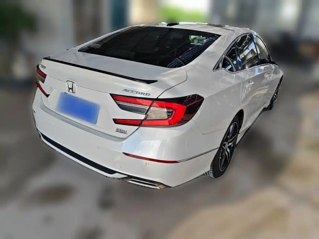 Honda Accord 2022 — фото 12