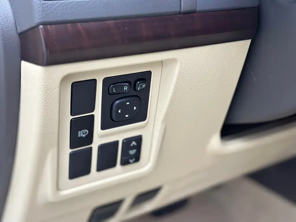 Toyota Prado 2016 — фото 18