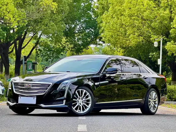 Cadillac CT6 2017