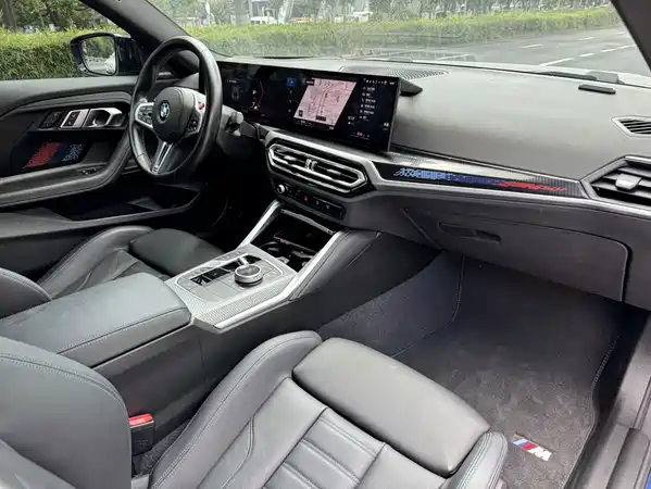BMW M240i 2024