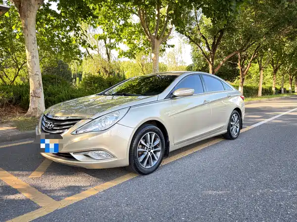 Hyundai Sonata 2013