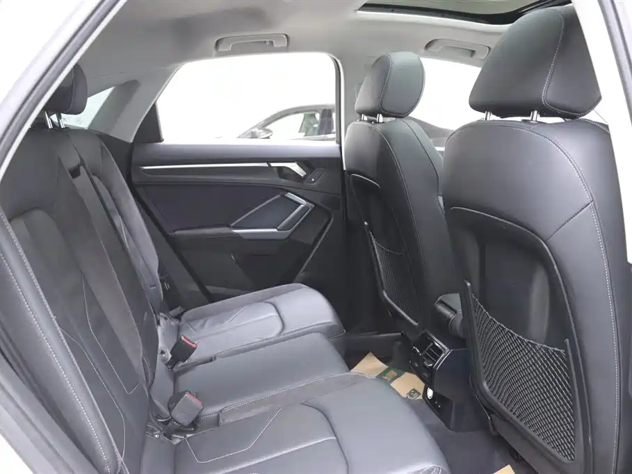 Audi Q3 Sportback 2022 — фото 15
