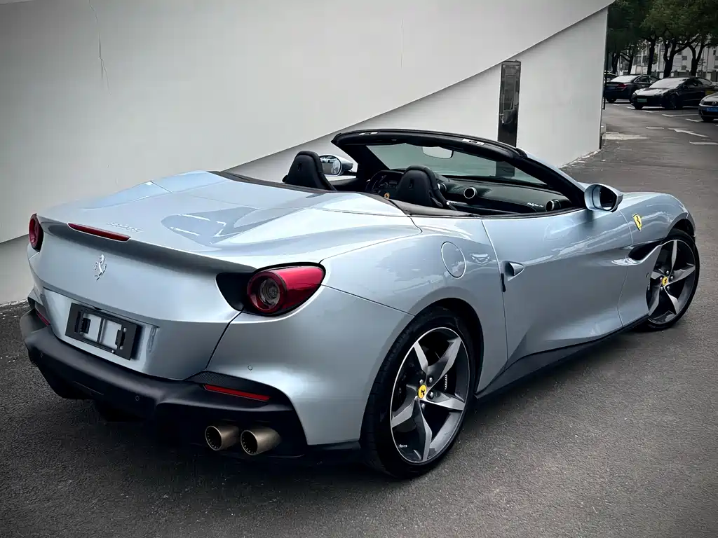 Ferrari Portofino 2021 — фото 14