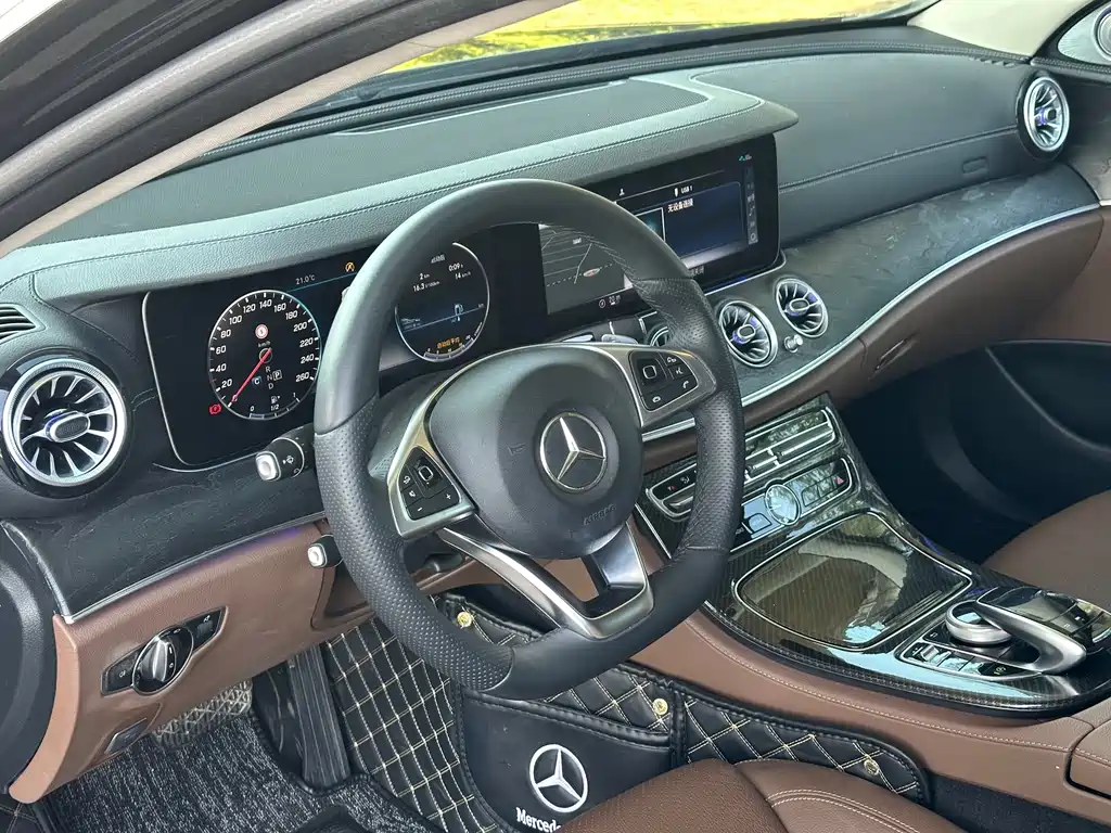 Mercedes-Benz E-Class 2017 — фото 8