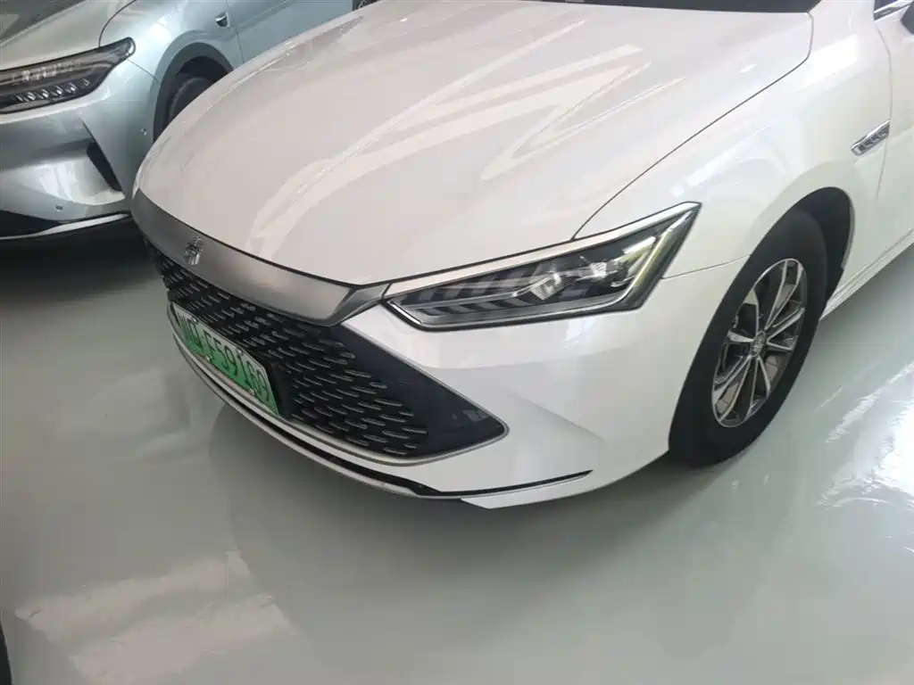 BYD Qin PLUS 2023 — фото 24