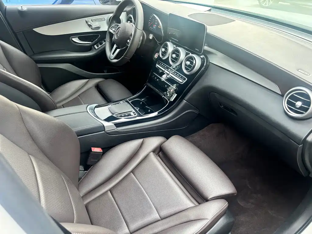 Mercedes-Benz GLC 2023 — фото 10