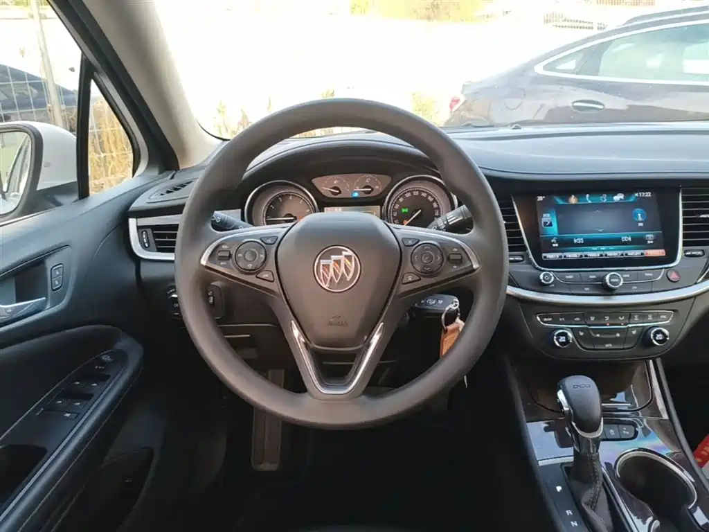 Buick Verano 2019 — фото 11