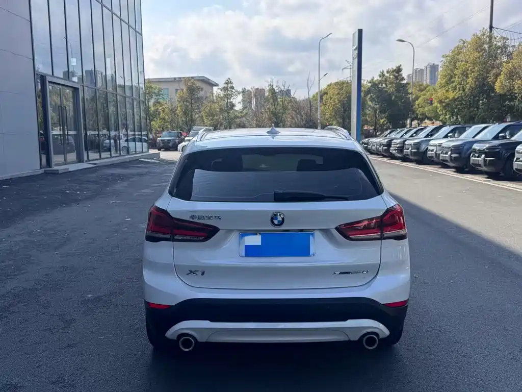 BMW X1 2020 — фото 16