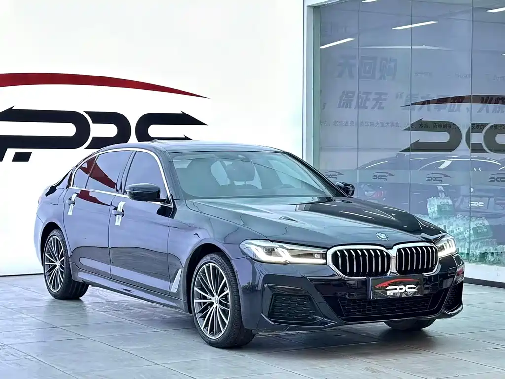 BMW 5 Series 2023