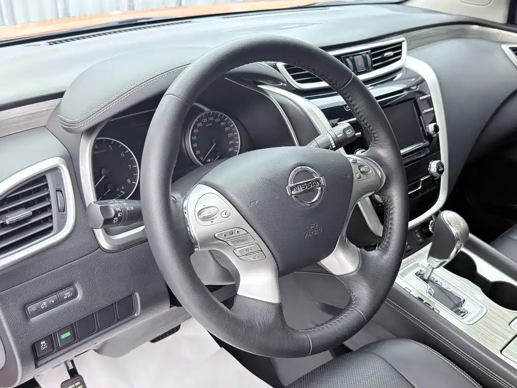 Nissan Murano 2016 — фото 12