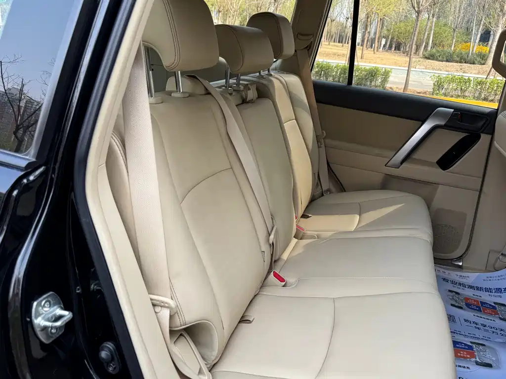 Toyota Prado 2015 — фото 23