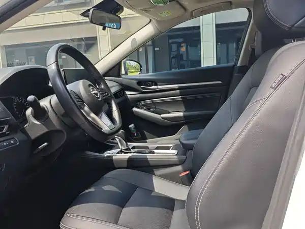 Nissan Teana 2023