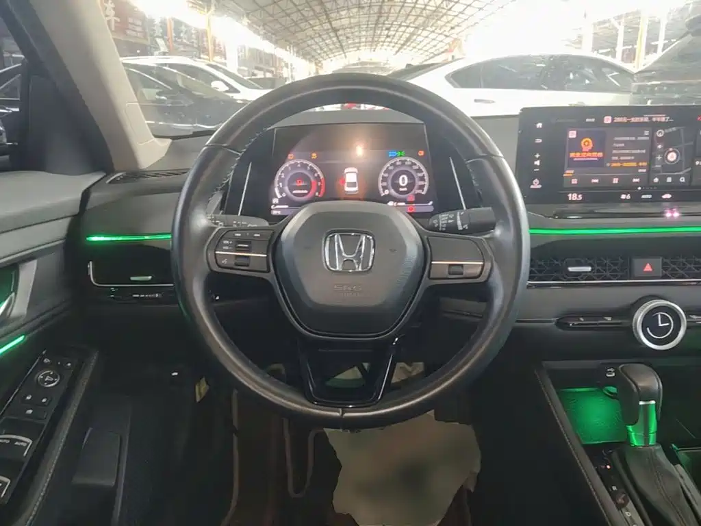 Honda Inspire 2024 — фото 11