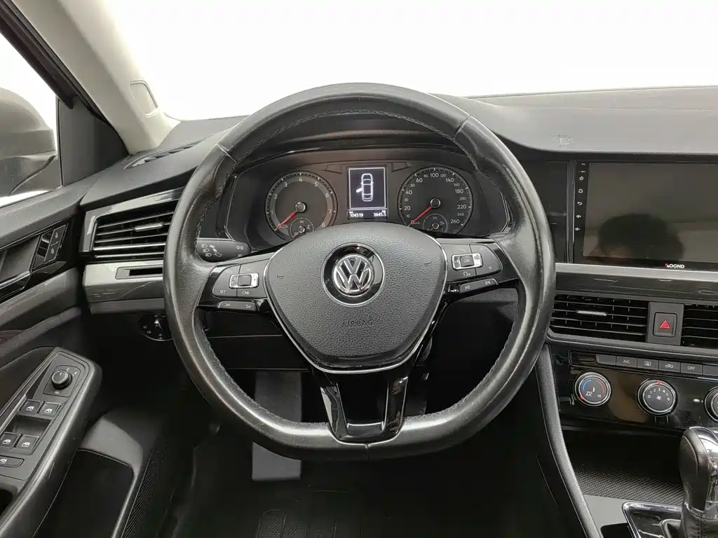 Volkswagen Bora 2019 — фото 11