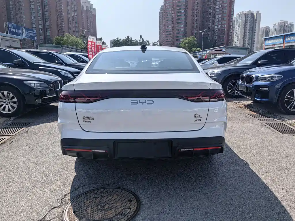 BYD Qin L 2025 — фото 12
