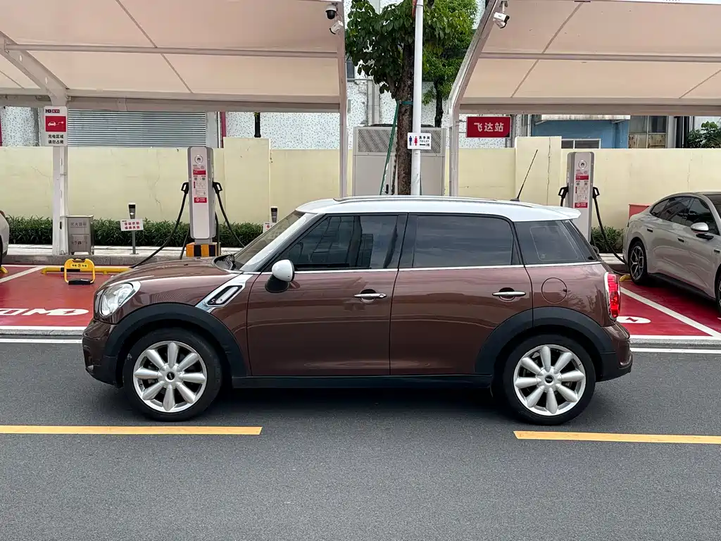 MINI Countryman 2013