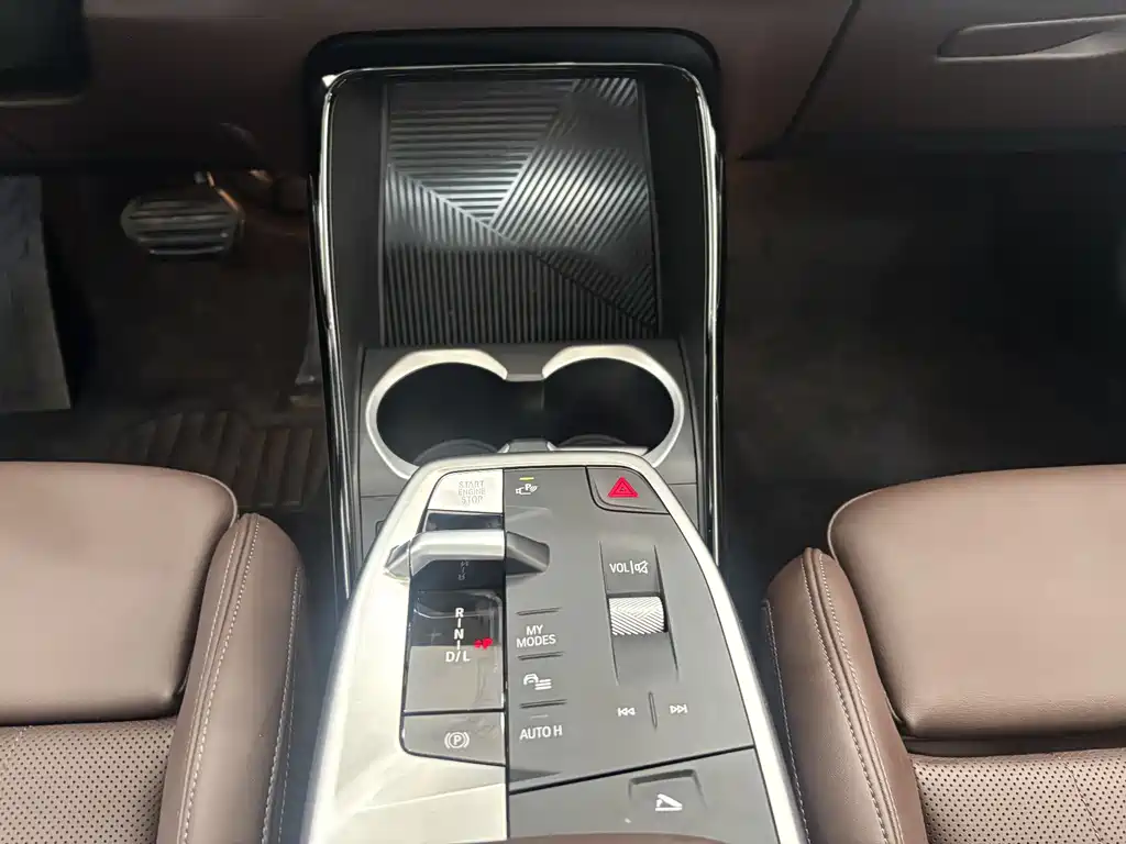BMW X2 2025 — фото 19