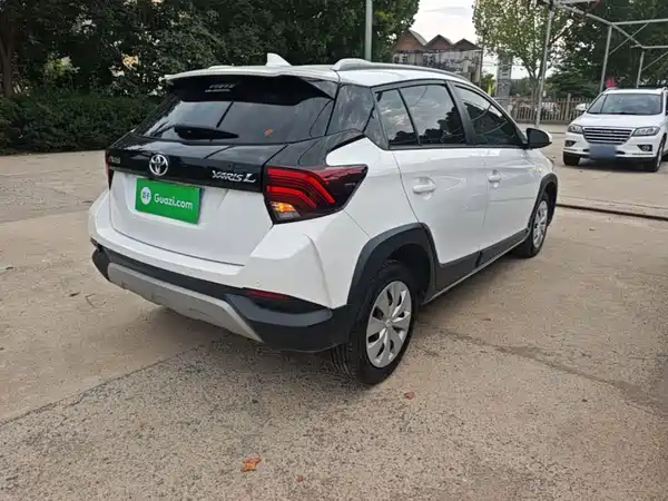 Toyota Yaris L 2020