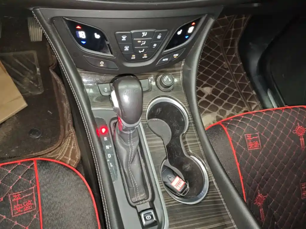 Buick Envision Plus 2019 — фото 14