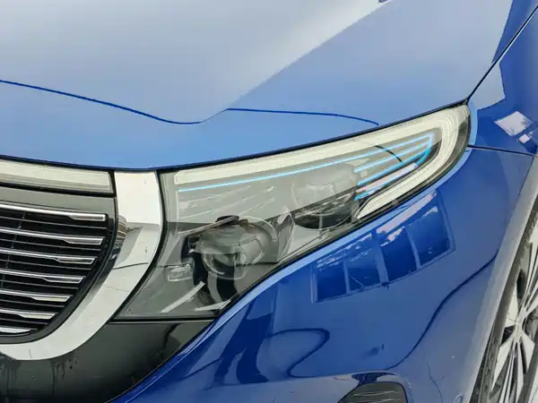 Mercedes-Benz EQC 2021