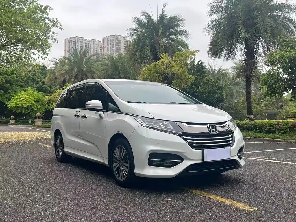 Honda Odyssey 2020 — фото 3